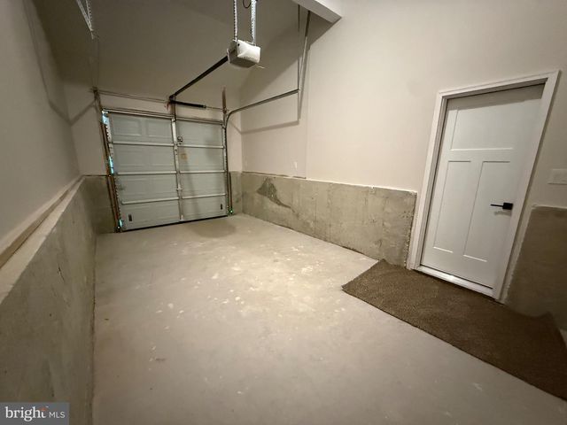 114 ISABELLA DR, Glassboro, NJ 08028