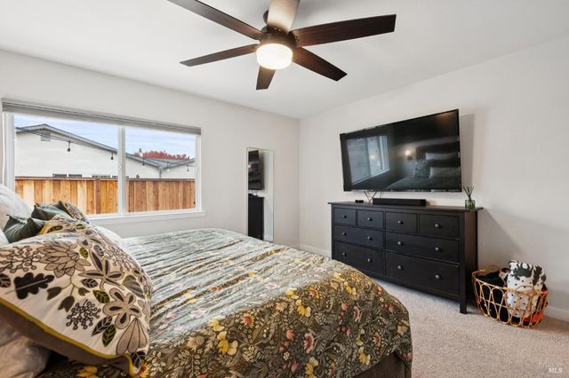 831 Heath Ct, Fairfield, CA 94533