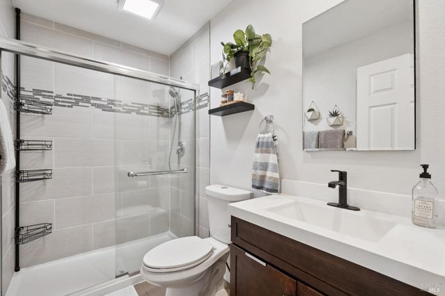 831 Heath Ct, Fairfield, CA 94533