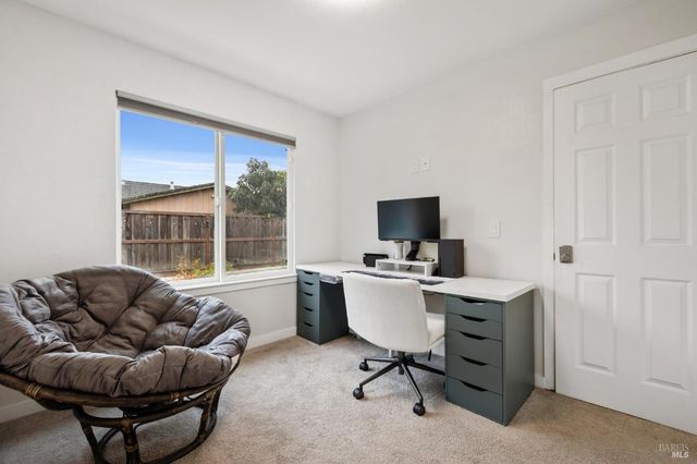 831 Heath Ct, Fairfield, CA 94533