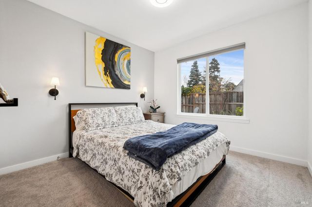 831 Heath Ct, Fairfield, CA 94533