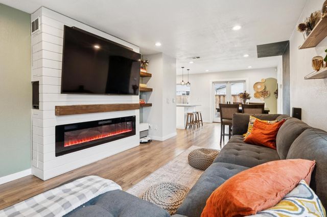 831 Heath Ct, Fairfield, CA 94533