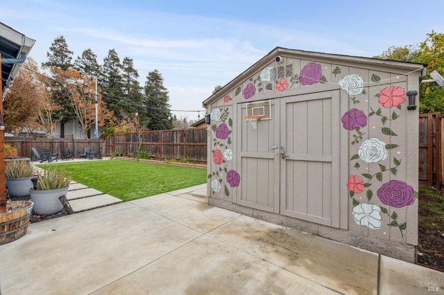 831 Heath Ct, Fairfield, CA 94533