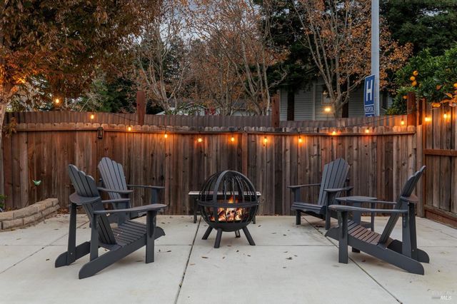 831 Heath Ct, Fairfield, CA 94533