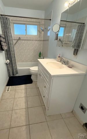 3704 Canterbury Lane, Pueblo, CO 81005