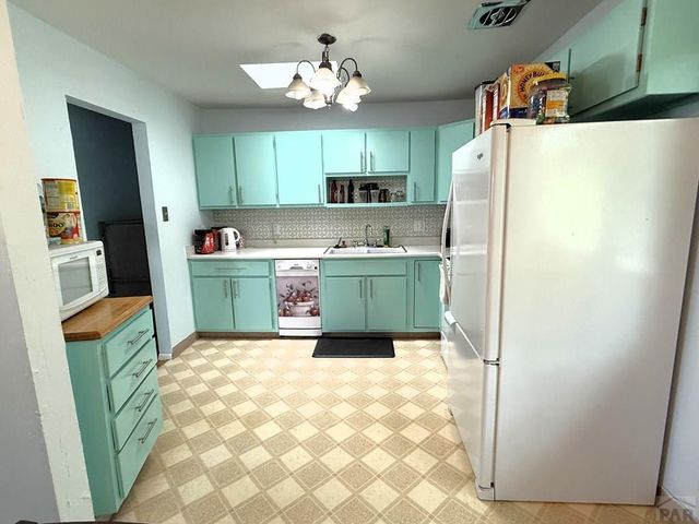 3704 Canterbury Lane, Pueblo, CO 81005