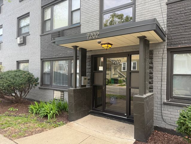 7202 Adams Street 6, Forest Park, IL 60130