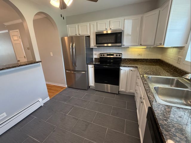 7202 Adams Street 6, Forest Park, IL 60130