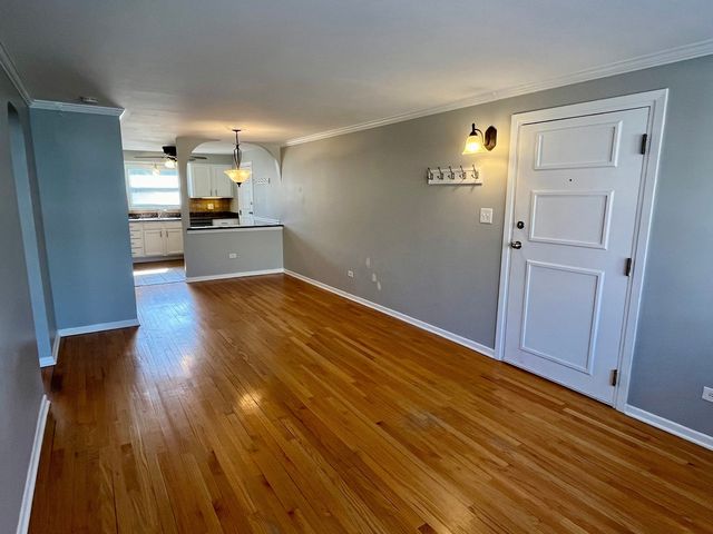 7202 Adams Street 6, Forest Park, IL 60130