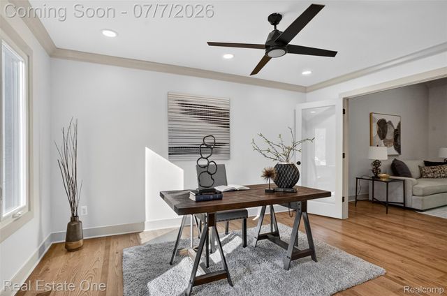 2141 Hickory Leaf Court N, Rochester Hills, MI 48309