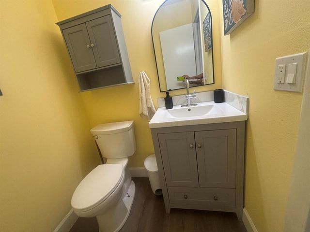211 Country Lane C, Boynton Beach, FL 33435