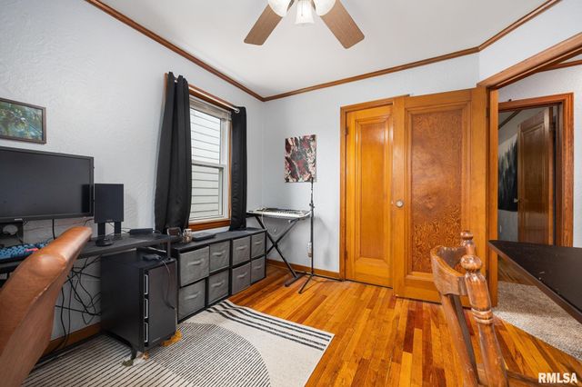 2306 LAURA Avenue, West Peoria, IL 61604