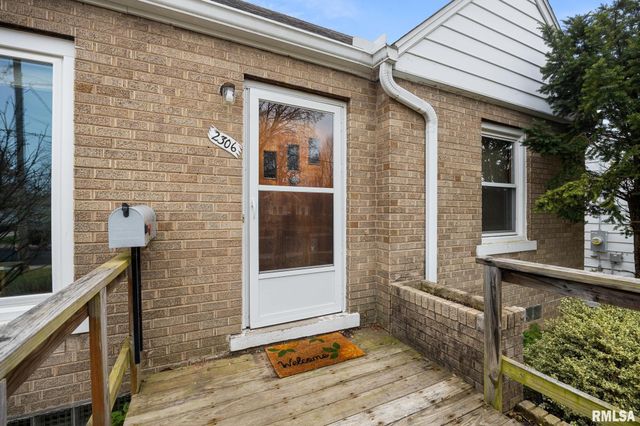 2306 LAURA Avenue, West Peoria, IL 61604