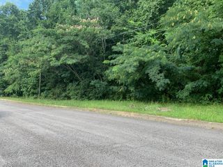 2124 REDWOOD CIRCLE, Birmingham, AL 35215