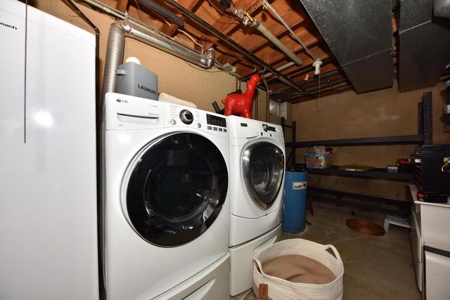 W167N11563 Westminster COURT, Germantown, WI 53022