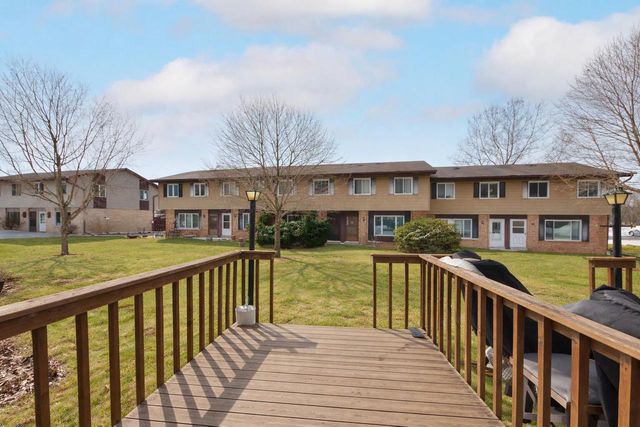 W167N11563 Westminster COURT, Germantown, WI 53022