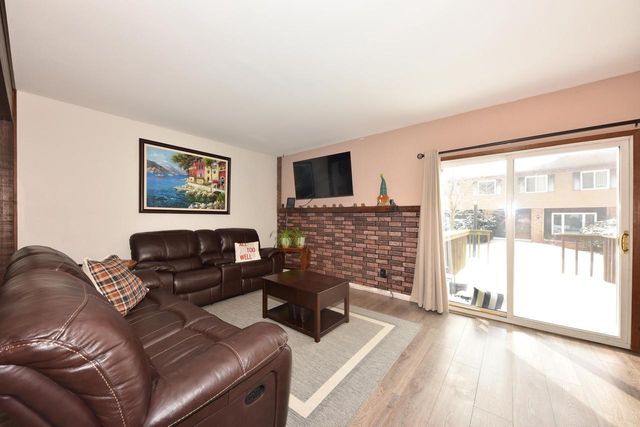 W167N11563 Westminster COURT, Germantown, WI 53022