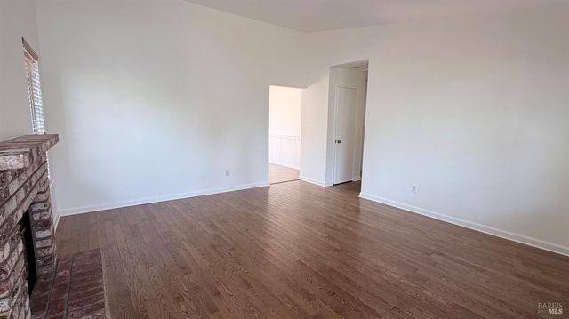 1775 Northstar Dr, Petaluma, CA 94954