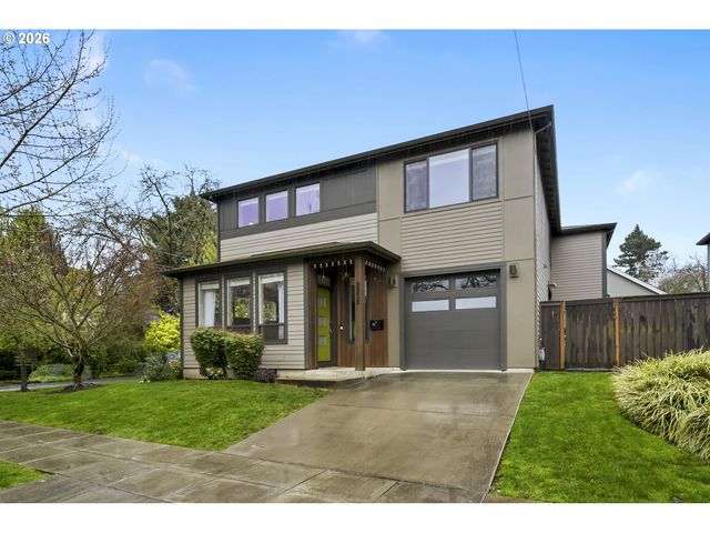 2232 N HOLMAN St, Portland, OR 97217