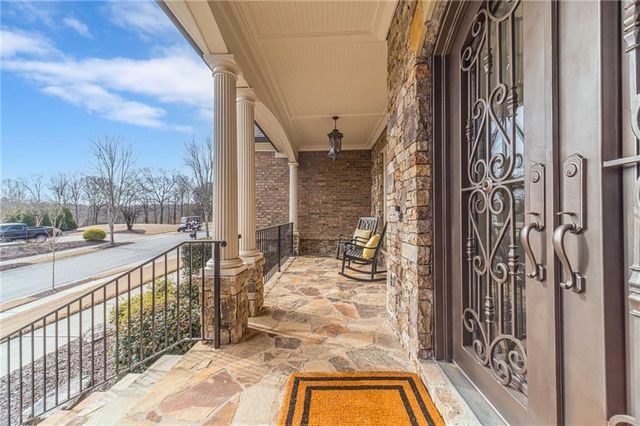 2262 Crimson King Drive, Braselton, GA 30517