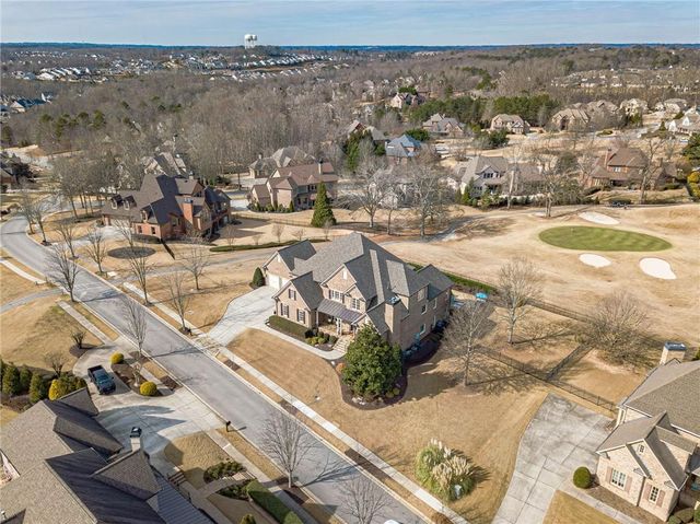 2262 Crimson King Drive, Braselton, GA 30517