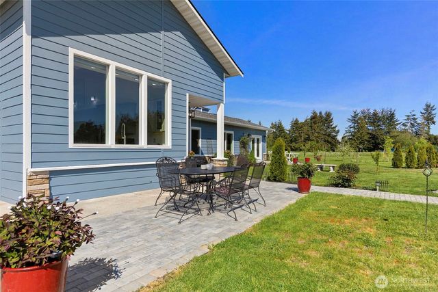 93 Buttercup Lane, Sequim, WA 98382