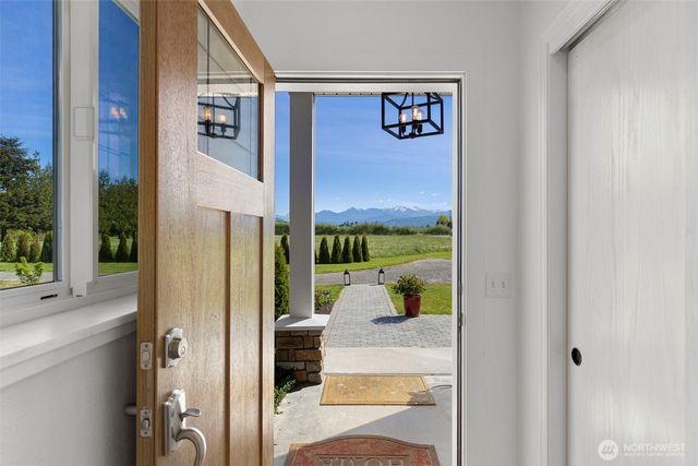 93 Buttercup Lane, Sequim, WA 98382