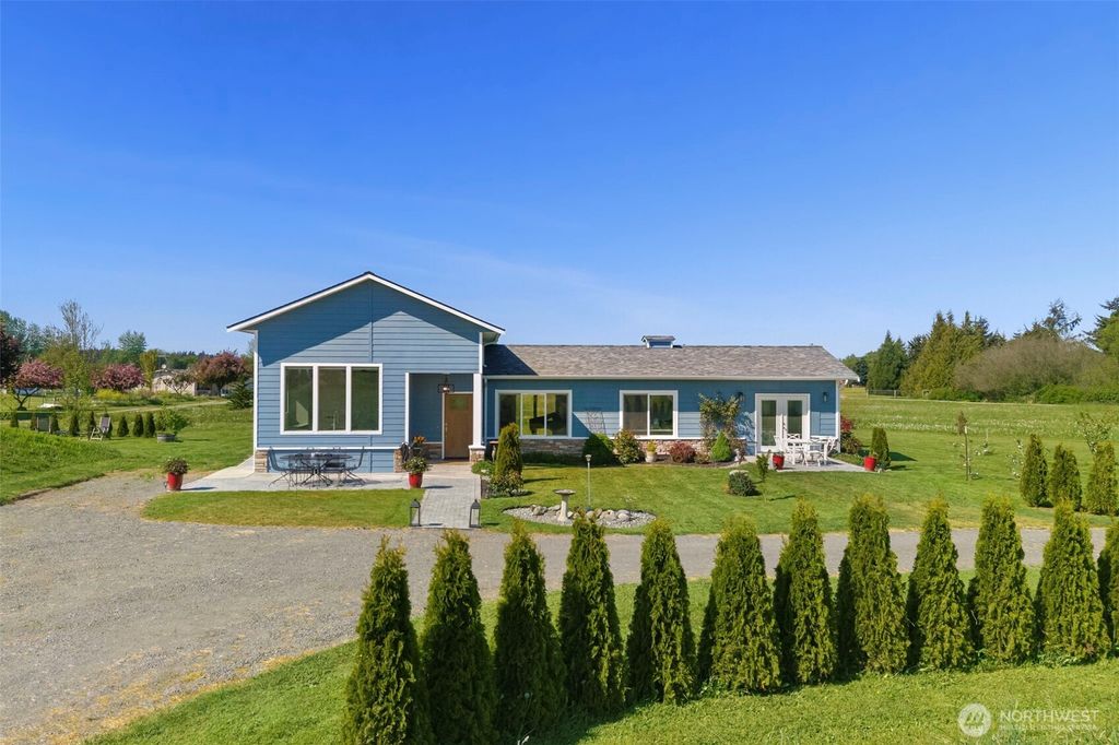 93 Buttercup Lane, Sequim, WA 98382