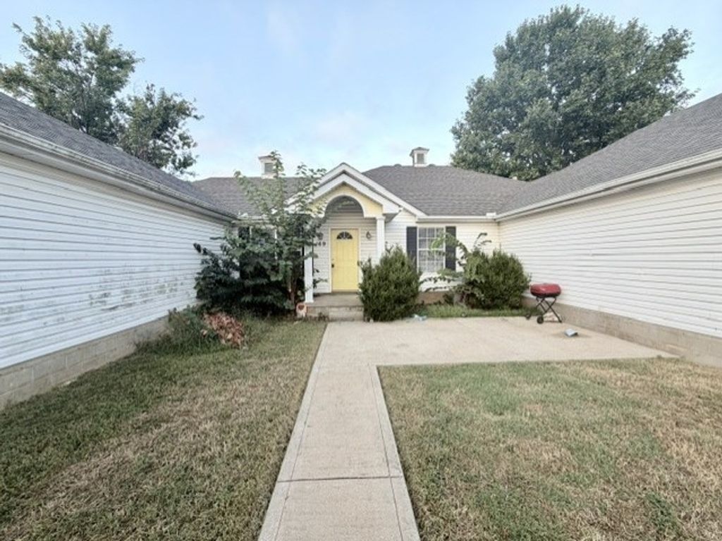 169 N Killdeer Drive, Farmington, AR 72730