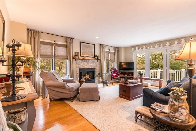 6 Aspen Rd 6, Bourne, MA 02532