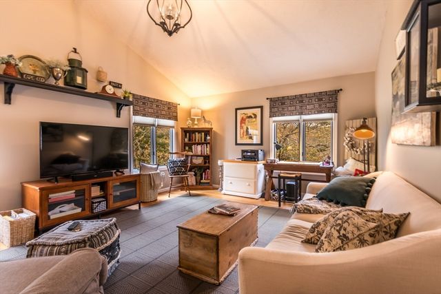 6 Aspen Rd 6, Bourne, MA 02532