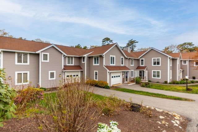 6 Aspen Rd 6, Bourne, MA 02532