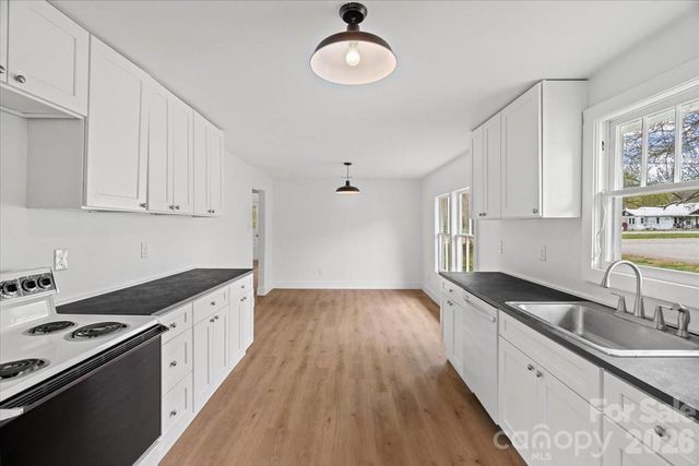 1623 Barnardsville Highway, Barnardsville, NC 28709
