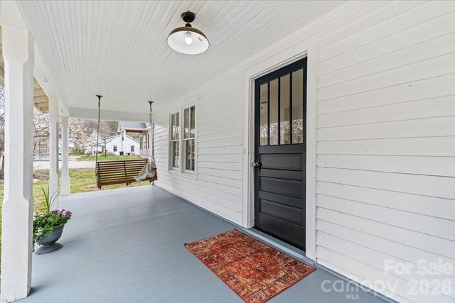 1623 Barnardsville Highway, Barnardsville, NC 28709