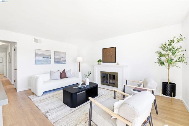 4584 Gertrude Dr, Fremont, CA 94536