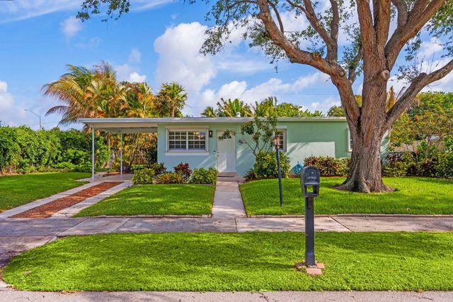 1439 W Broome Street, Lantana, FL 33462