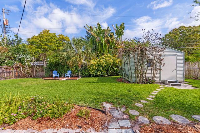 1439 W Broome Street, Lantana, FL 33462