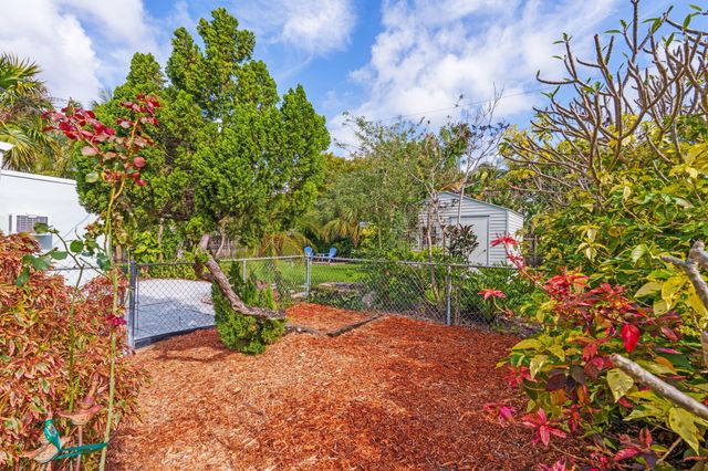 1439 W Broome Street, Lantana, FL 33462