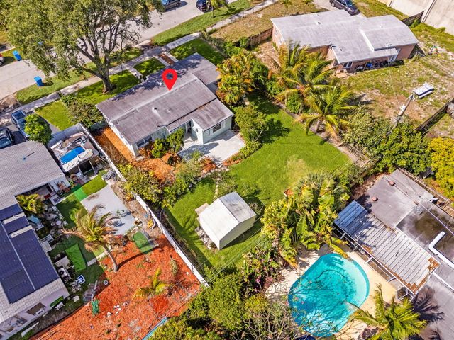 1439 W Broome Street, Lantana, FL 33462