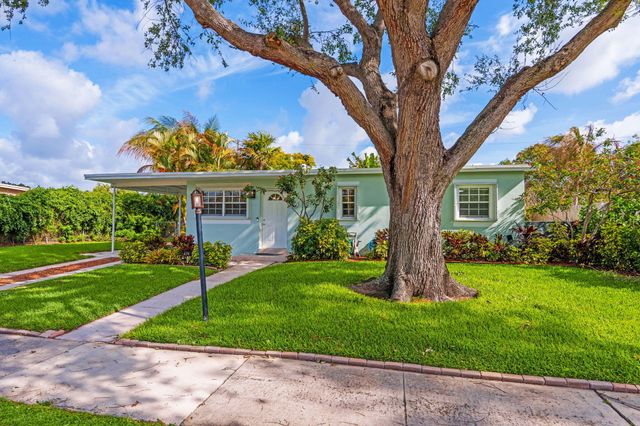 1439 W Broome Street, Lantana, FL 33462