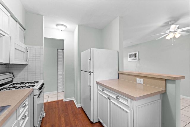 1439 W Broome Street, Lantana, FL 33462