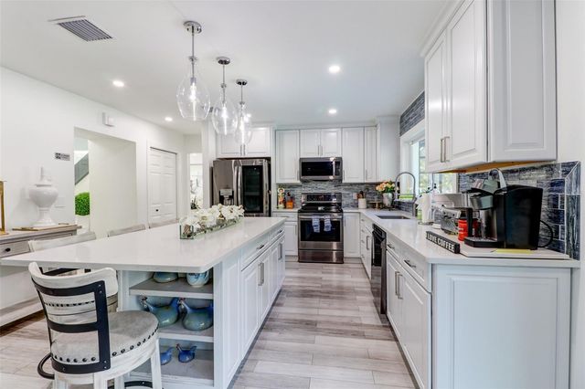 16212 W COURSE DRIVE, Tampa, FL 33624