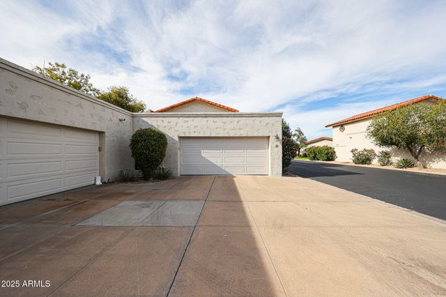 6249 N 78th Street 50, Scottsdale, AZ 85250