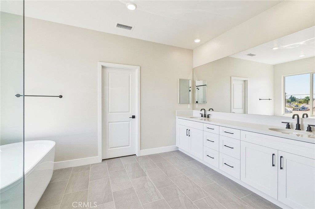 Image 18 of property listing at 16022 Willows Court, Whittier, CA 90604