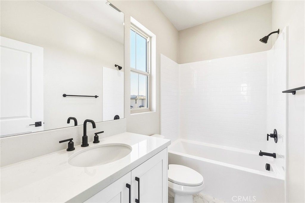 Image 23 of property listing at 16022 Willows Court, Whittier, CA 90604