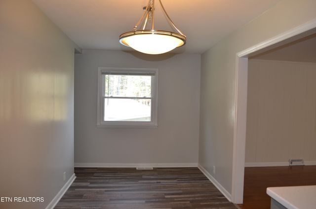 106 Cedar Lane, Oak Ridge, TN 37830