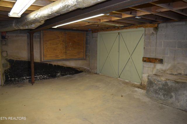 106 Cedar Lane, Oak Ridge, TN 37830