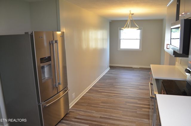 106 Cedar Lane, Oak Ridge, TN 37830