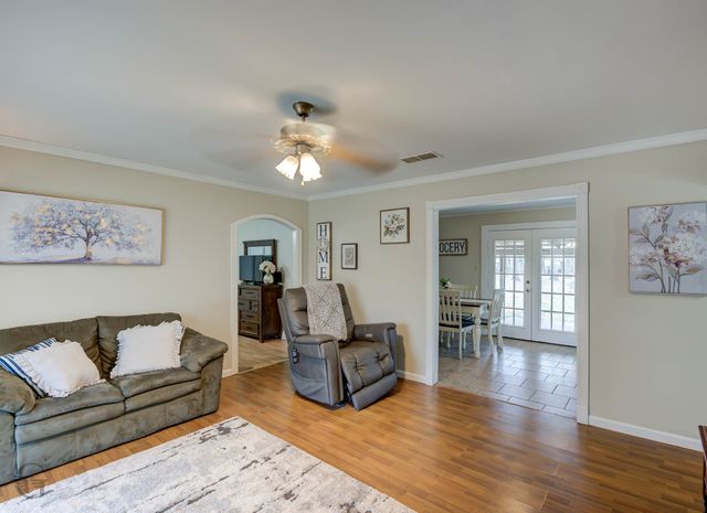 123 Taylor Bend Street, Haughton, LA 71037