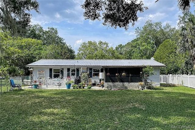 10740 W Spring Circle, Crystal River, FL 34428